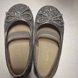 Dream Pairs Sparkly Silver Kids Dress Shoes